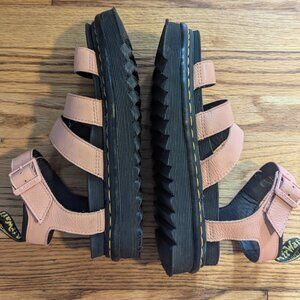 Doc Martens blaire platform sandals pink/peach/salmon size 8